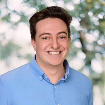Derek Morris portrait photo